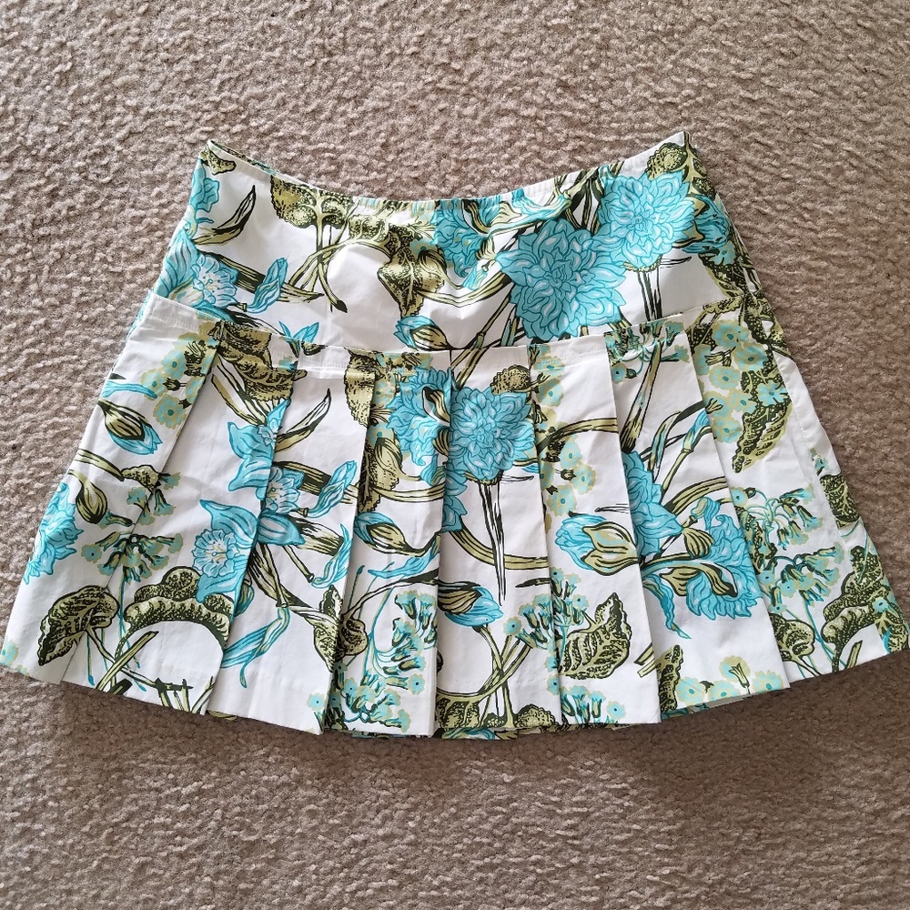 LOFT pleated printed floral skirt sz 8